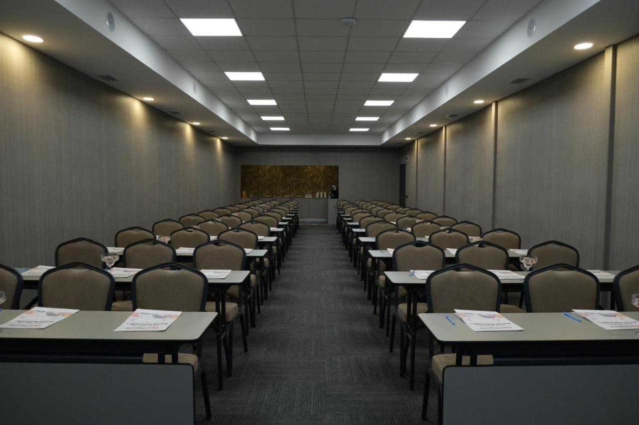 Ağva Ucar Royal Hotel Ve Konferans Salonu מראה חיצוני תמונה